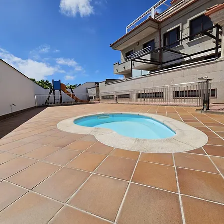 Daire Con Piscina En Portonovo *