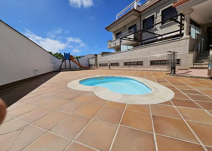 Daire Con Piscina En Portonovo *